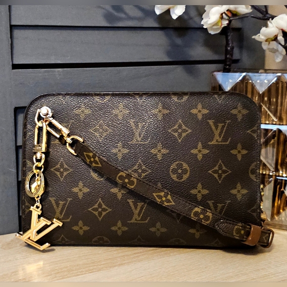Authentic LOUIS VUITTON Monogram Orsay Clutch Crossbody Bag - Picture 1 of 14